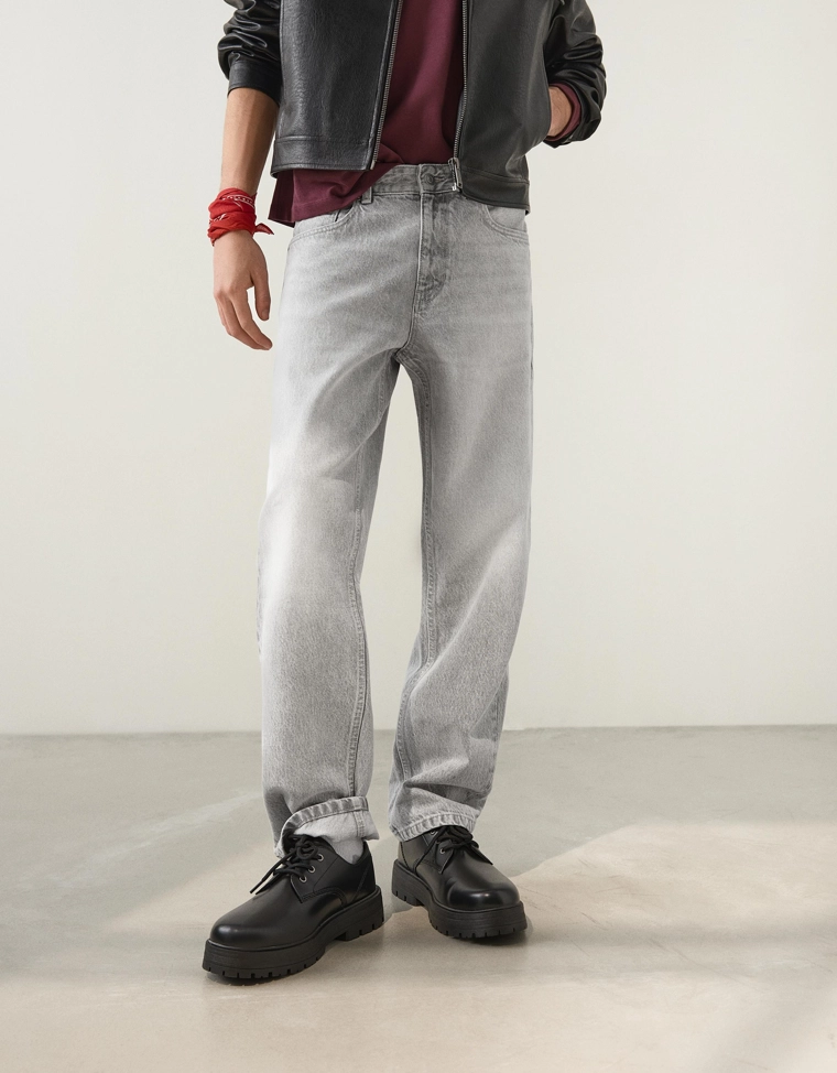 Джинсы прямого кроя