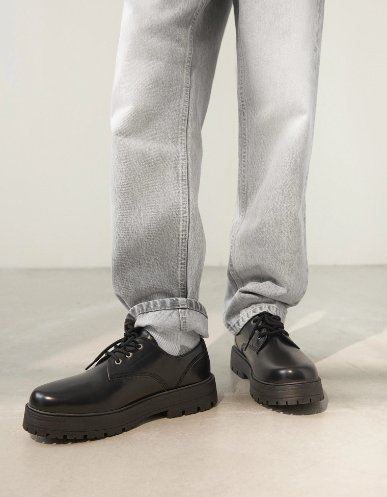 Джинсы прямого кроя