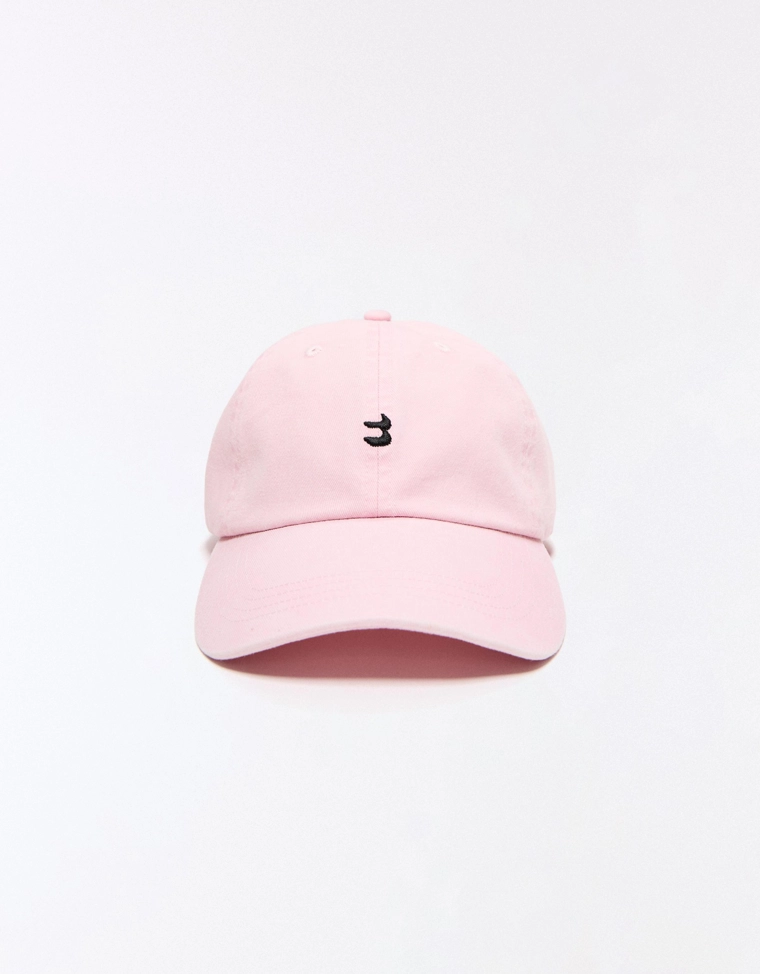 Кепка с вышивкой