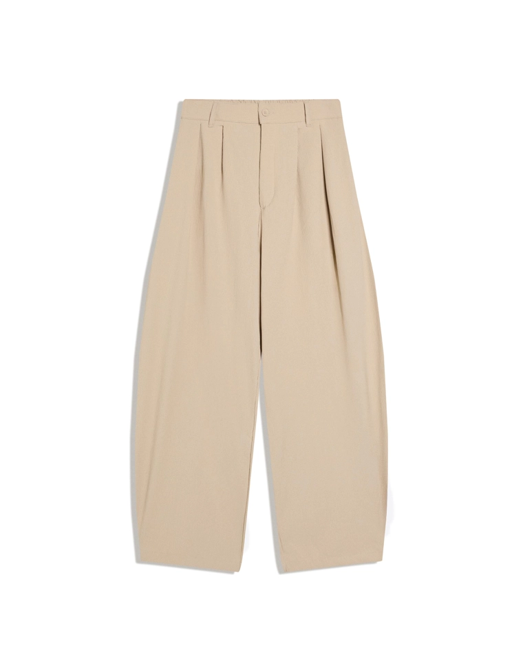 Плиссированные полуджоггеры объемного кроя