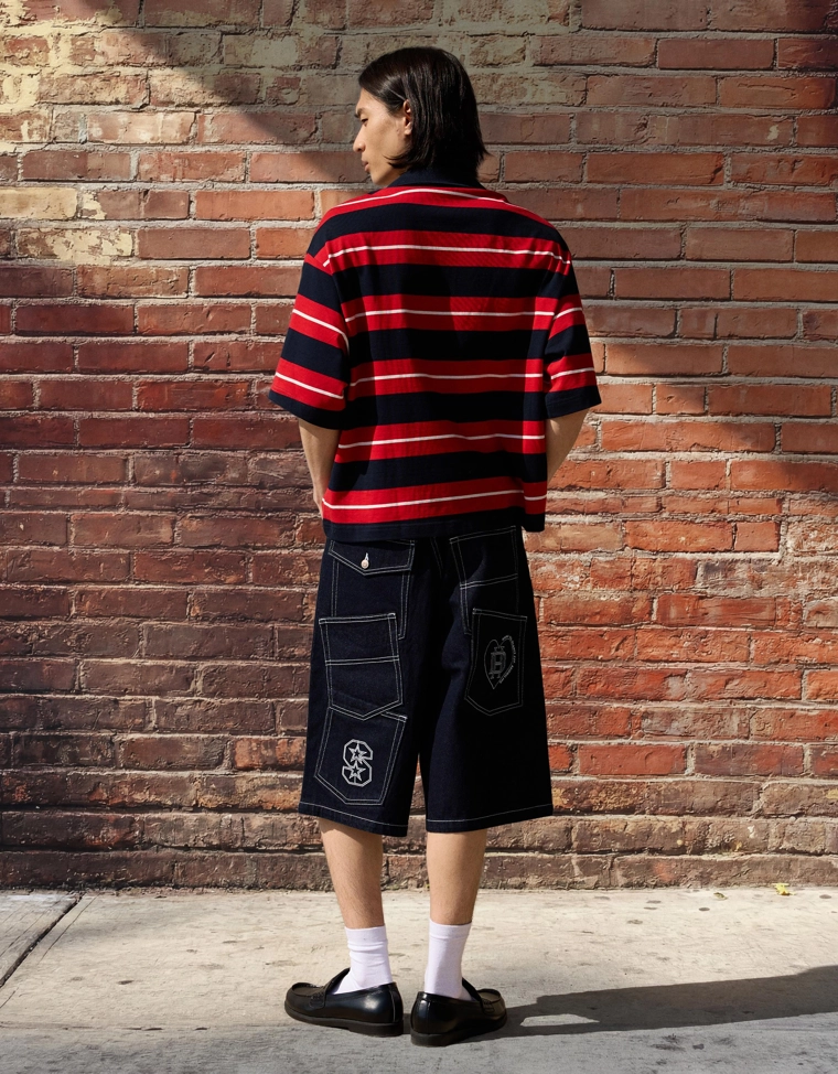 Поло с короткими рукавами, в полоску и с вышивкой