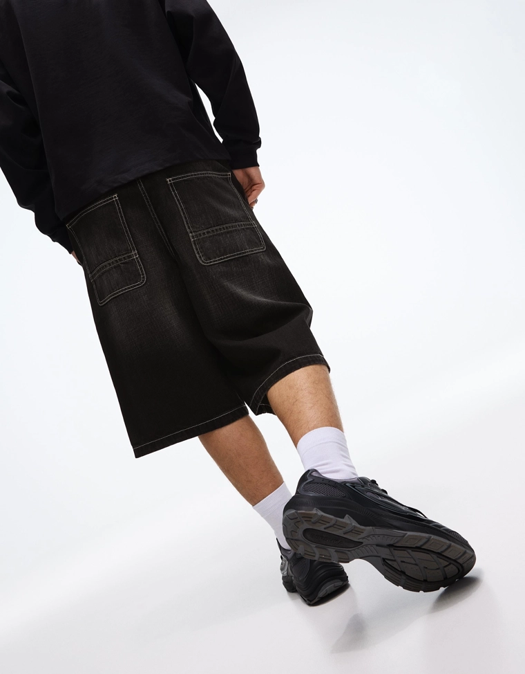 Джинсовые шорты-бермуды в скейтерском стиле