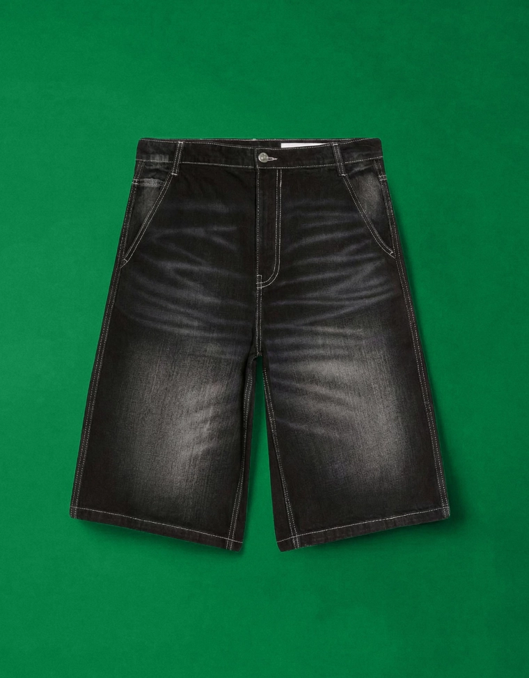 Джинсовые шорты-бермуды в скейтерском стиле