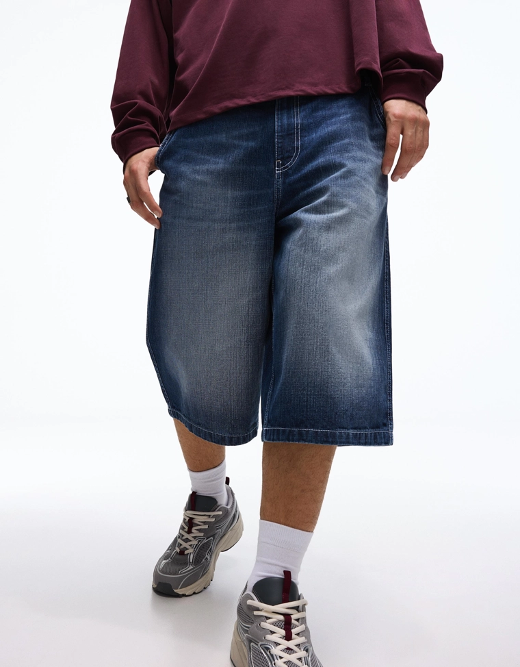 Джинсовые шорты-бермуды в скейтерском стиле