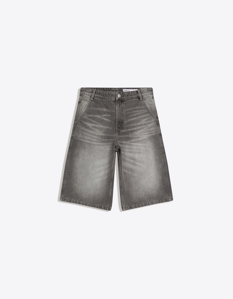 Джинсовые шорты-бермуды в скейтерском стиле