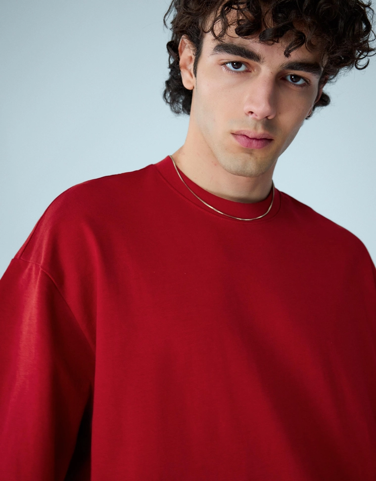 Футболка геометрического кроя с короткими рукавами