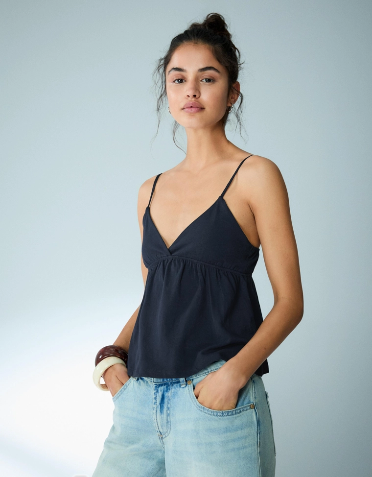 Топ на бретелях с воланами