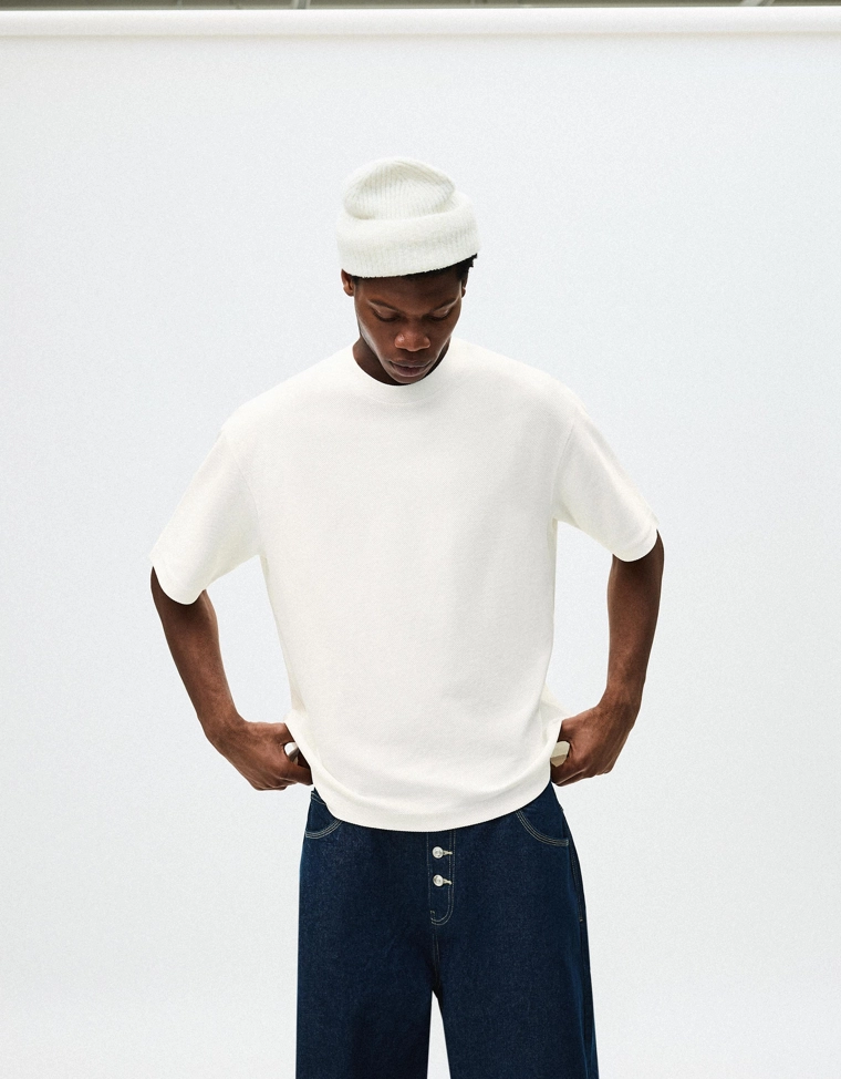 Футболка из мягкой ткани