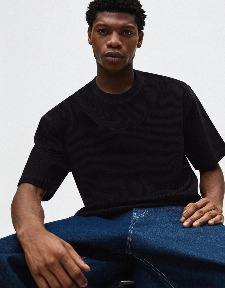 Футболка из мягкой ткани