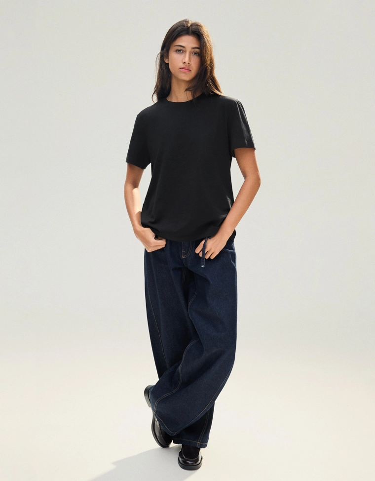 Базовая футболка с короткими рукавами