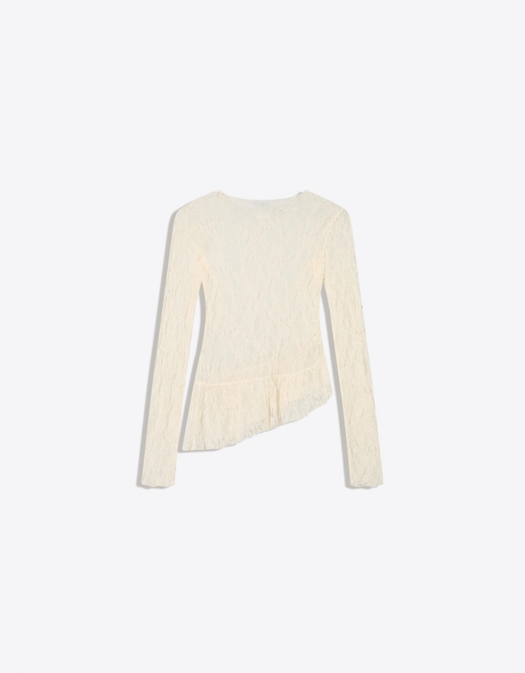 Лонгслив с кружевом и воланами