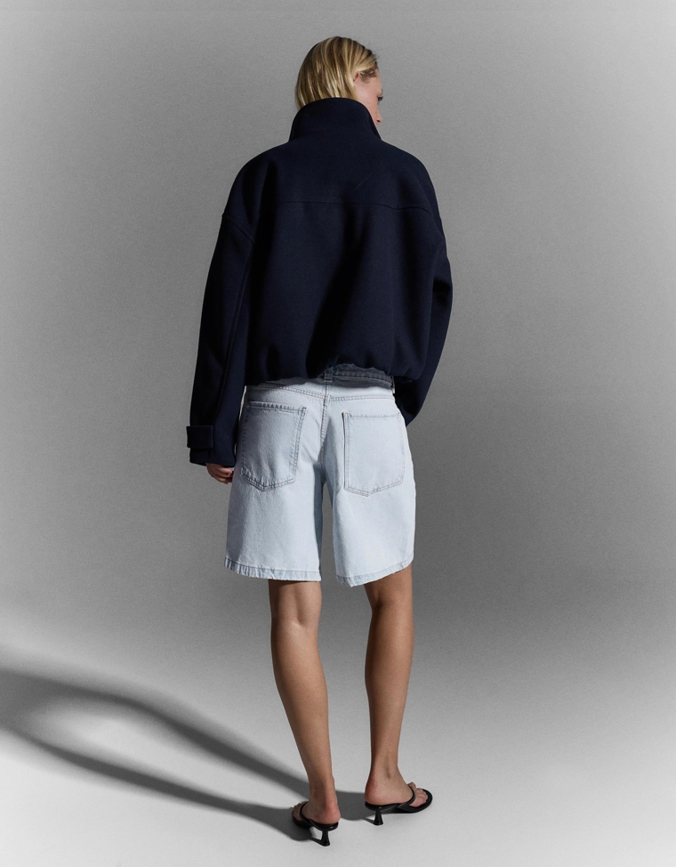 Джинсовые шорты свободного кроя