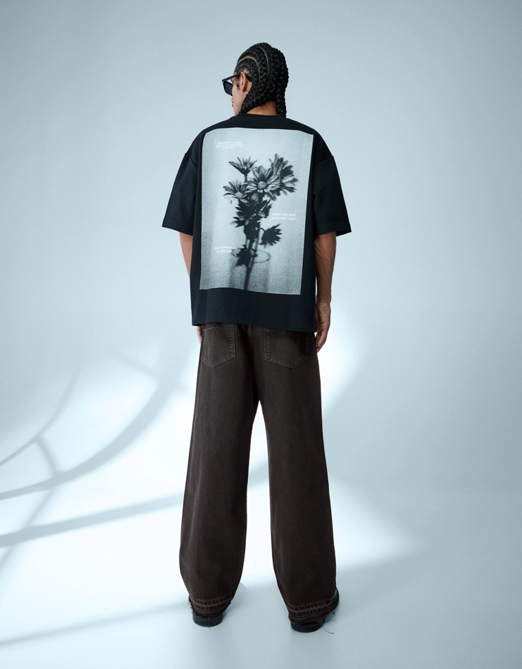 Объемные брюки свободного кроя