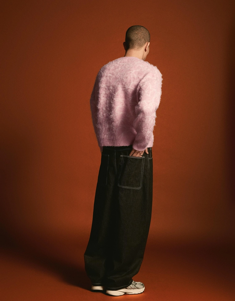 Свитер с круглым вырезом и принтом