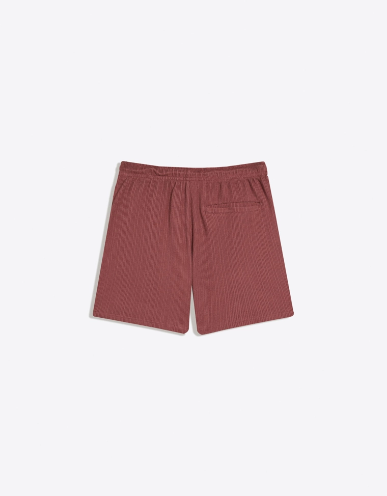 Шорты из мягкой ткани с фактурой