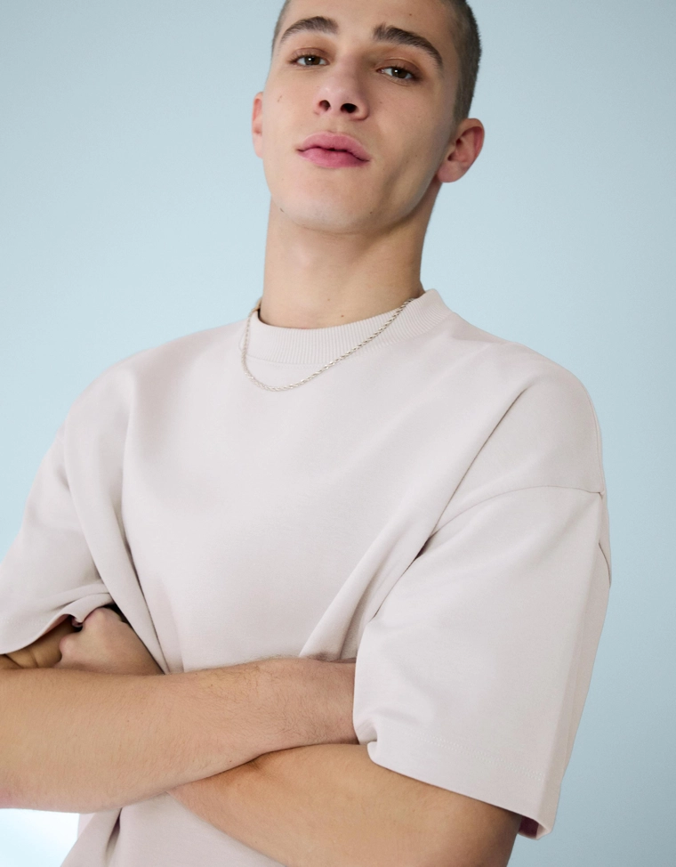 Футболка из мягкой ткани в рубчик с короткими рукавами