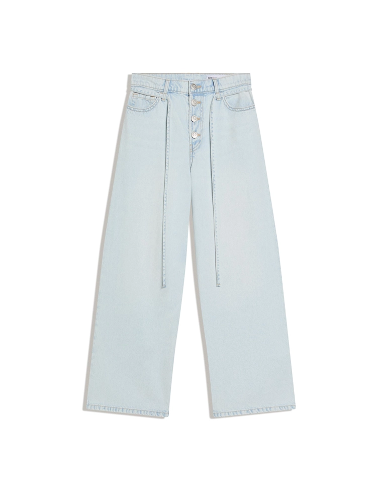 Джинсы с широкими штанинами и высокой посадкой