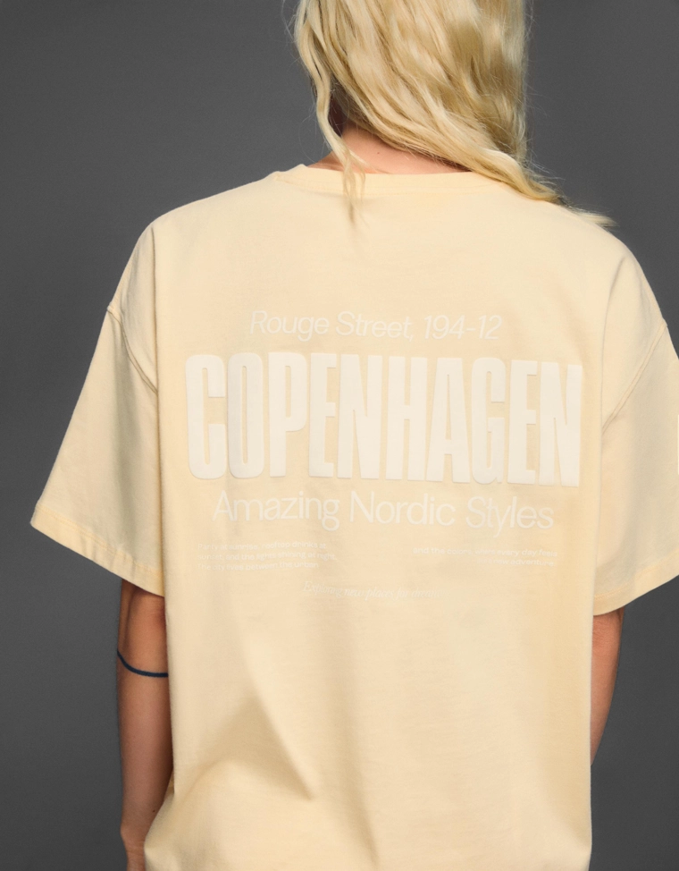 Футболка с принтом