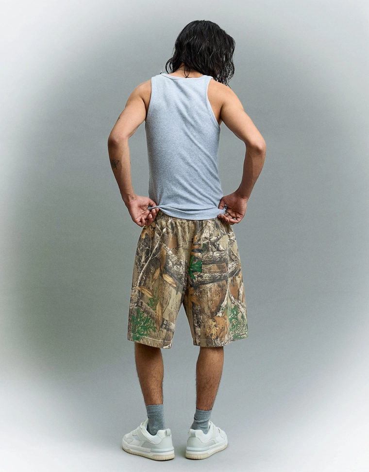 Шорты-бермуды свободного кроя с принтом