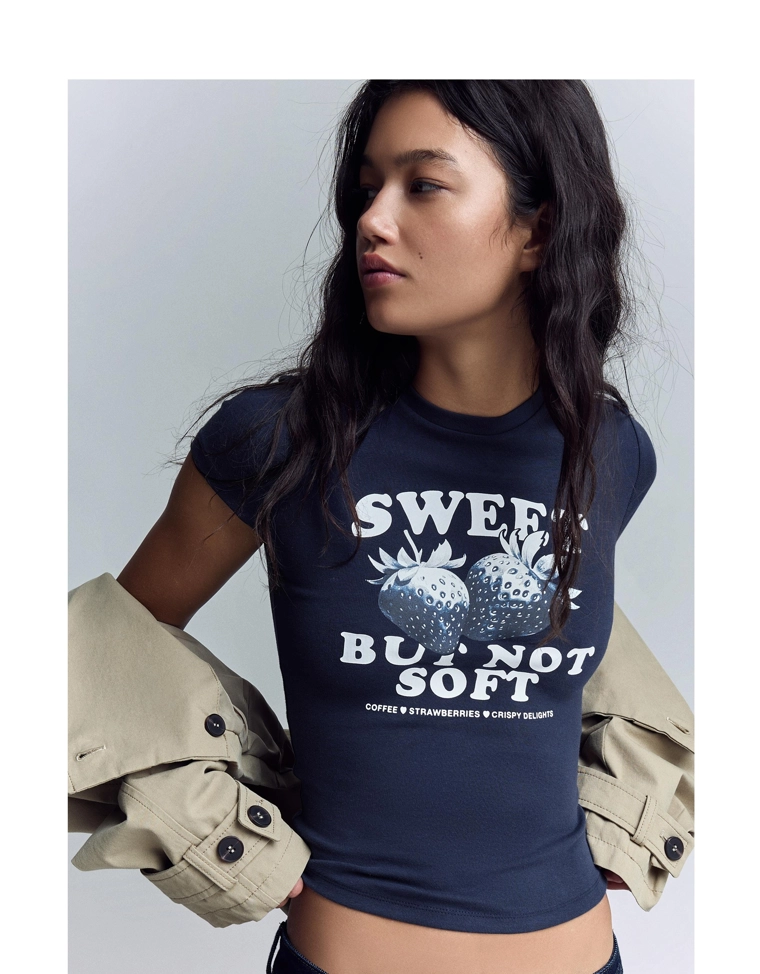 Футболка с короткими рукавами и принтом