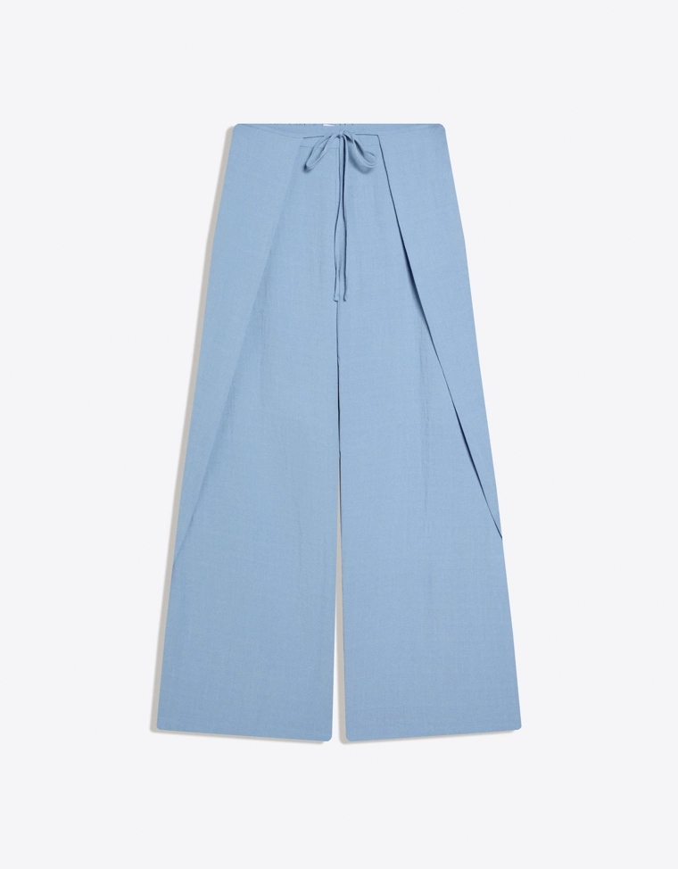 Брюки в стиле рустик с широкими штанинами и складками