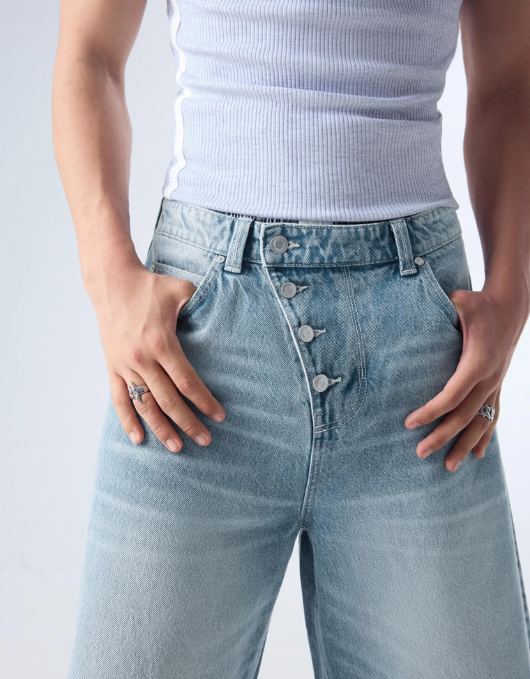 Двубортные шорты-баллоны