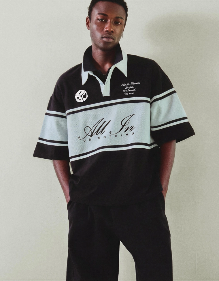 Поло геометрического кроя с короткими рукавами