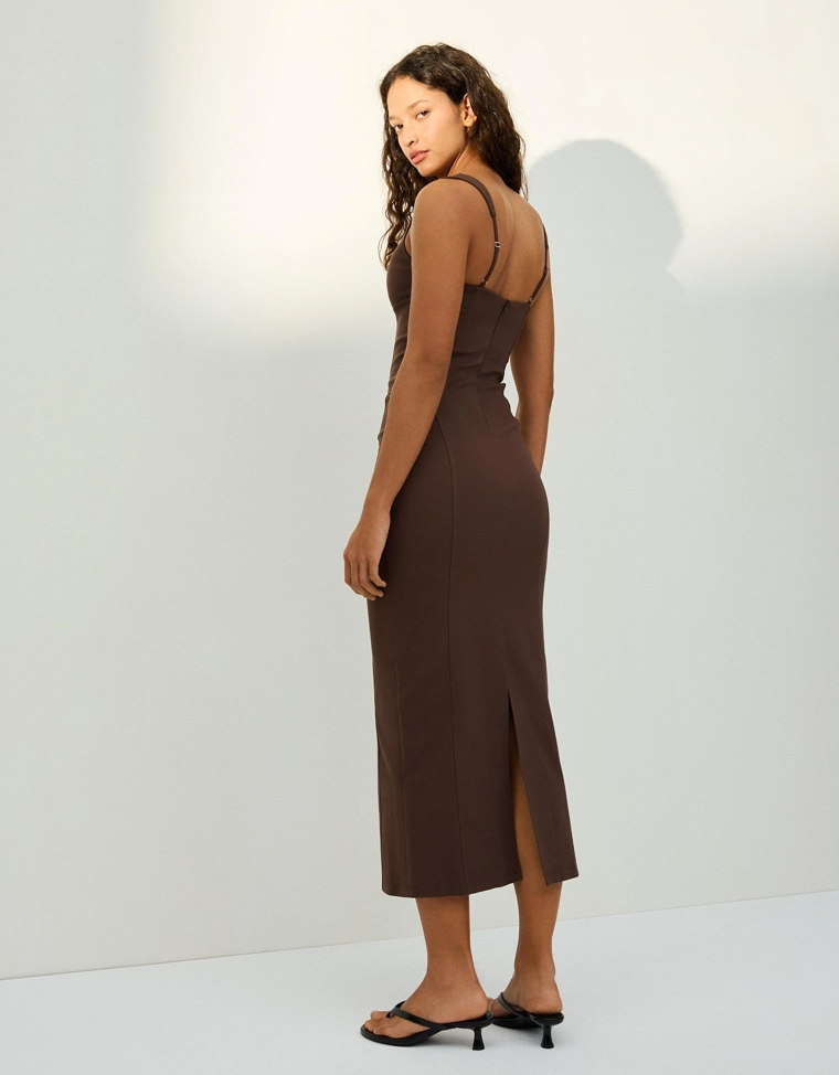 Платье миди из бенгалина на бретелях