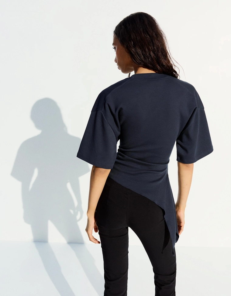 Футболка с короткими рукавами и сборками