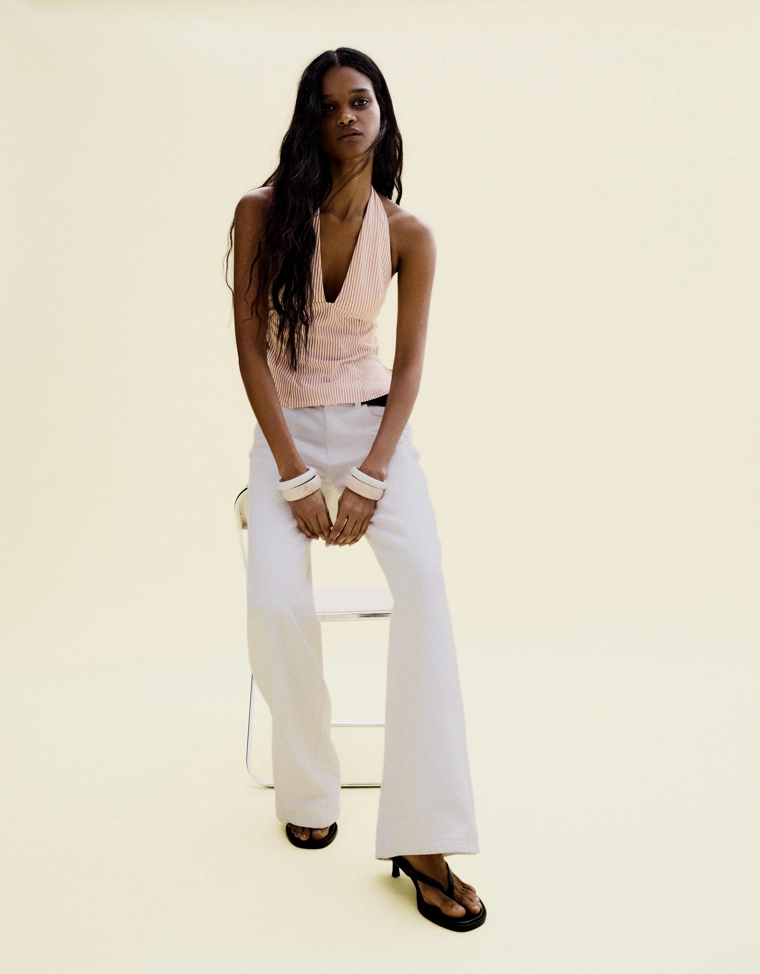 Топ с горловиной халтер и застежкой-молнией