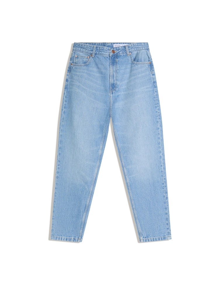 Джинсы свободного кроя