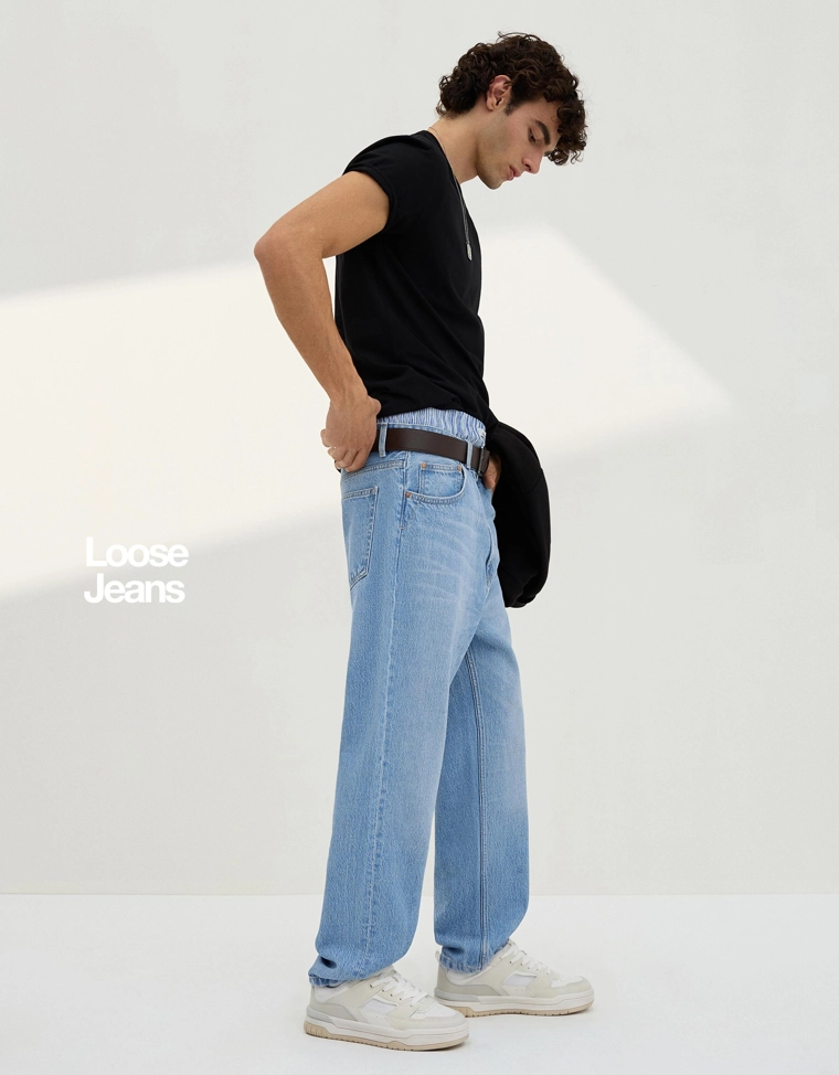 Джинсы свободного кроя