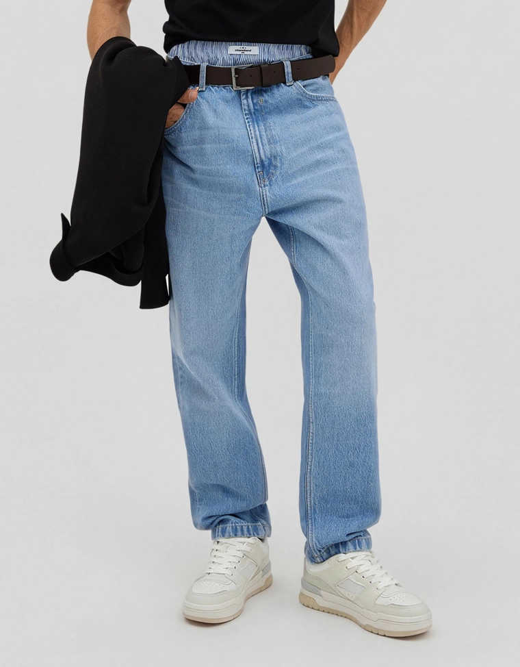 Джинсы свободного кроя