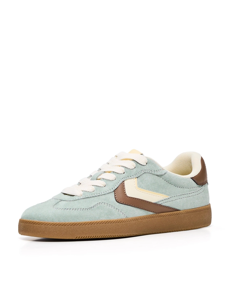 Ретро кроссовки