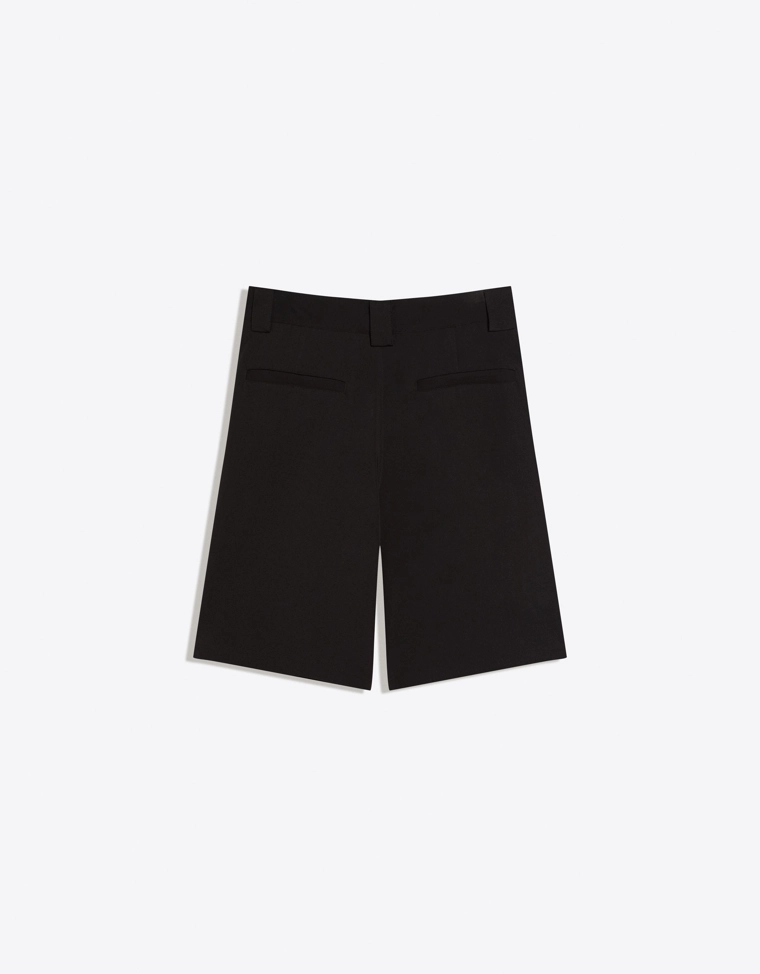 Шорты-бермуды свободного кроя