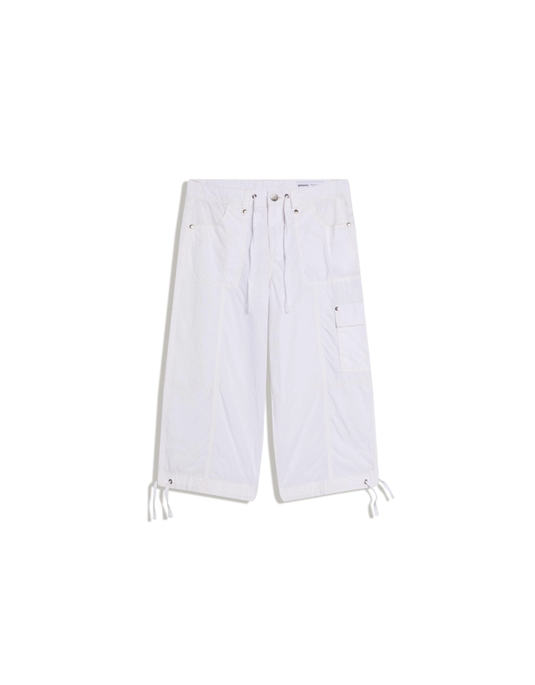 Брюки капри с карманами