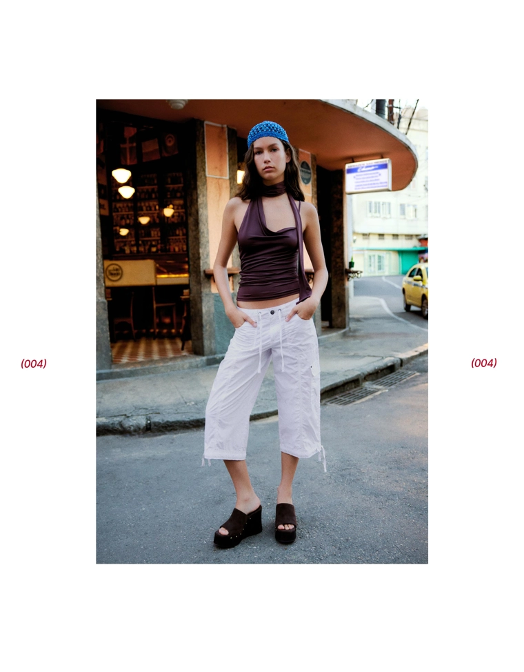 Брюки капри с карманами