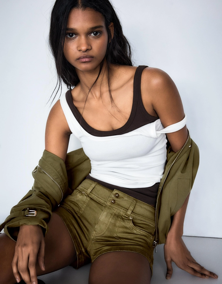 Джинсовые мини-шорты