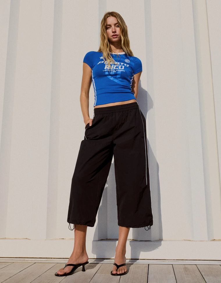 Спортивная футболка с принтом