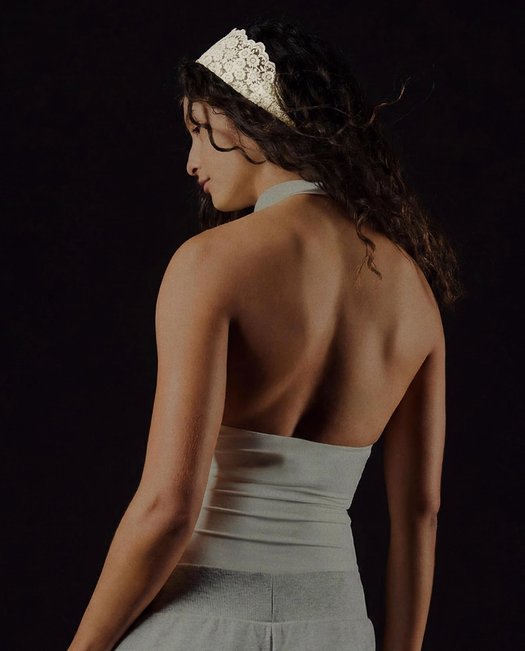 Повязка для волос с вышивкой