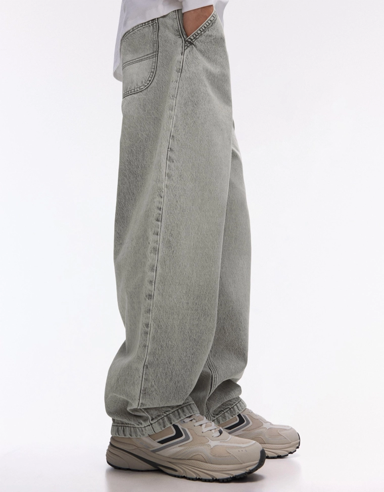 Джинсы в стиле скейтер