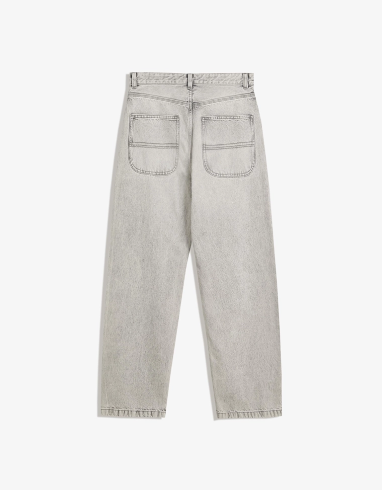 Джинсы в стиле скейтер