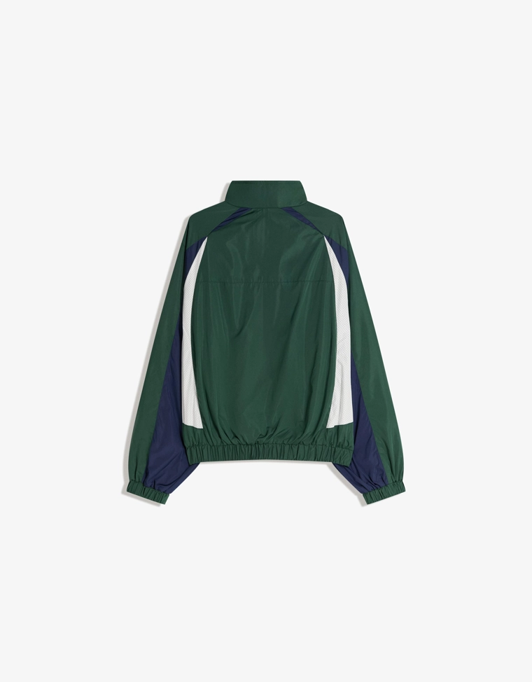 Куртка в спортивном стиле из высокотехнологичной ткани