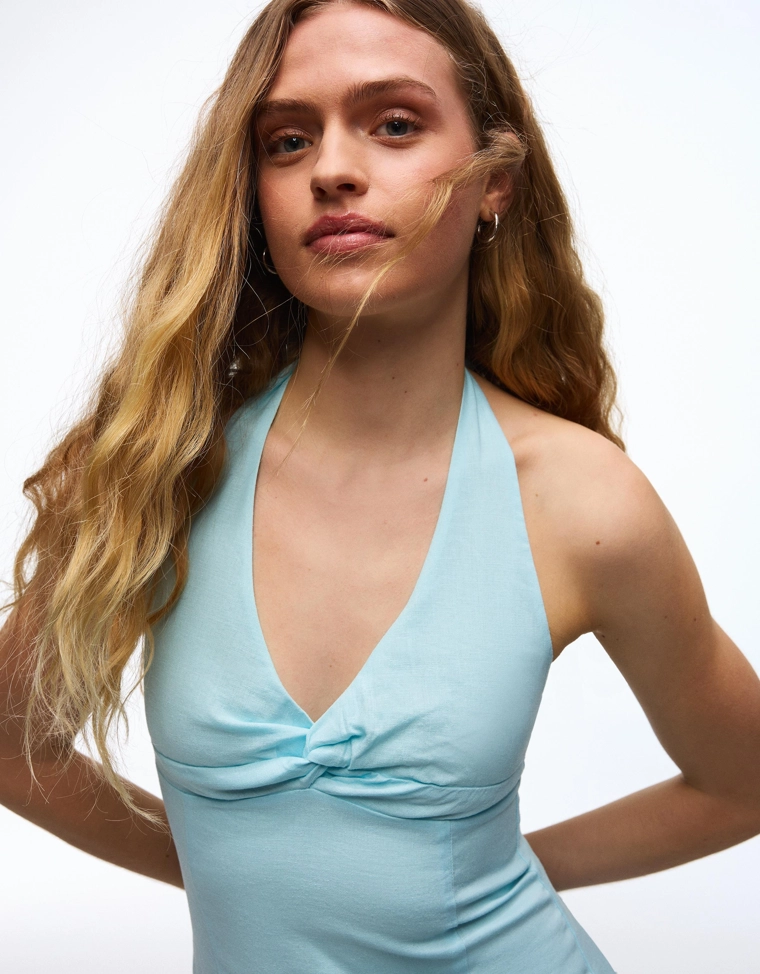 Платье миди из льна с горловиной халтер