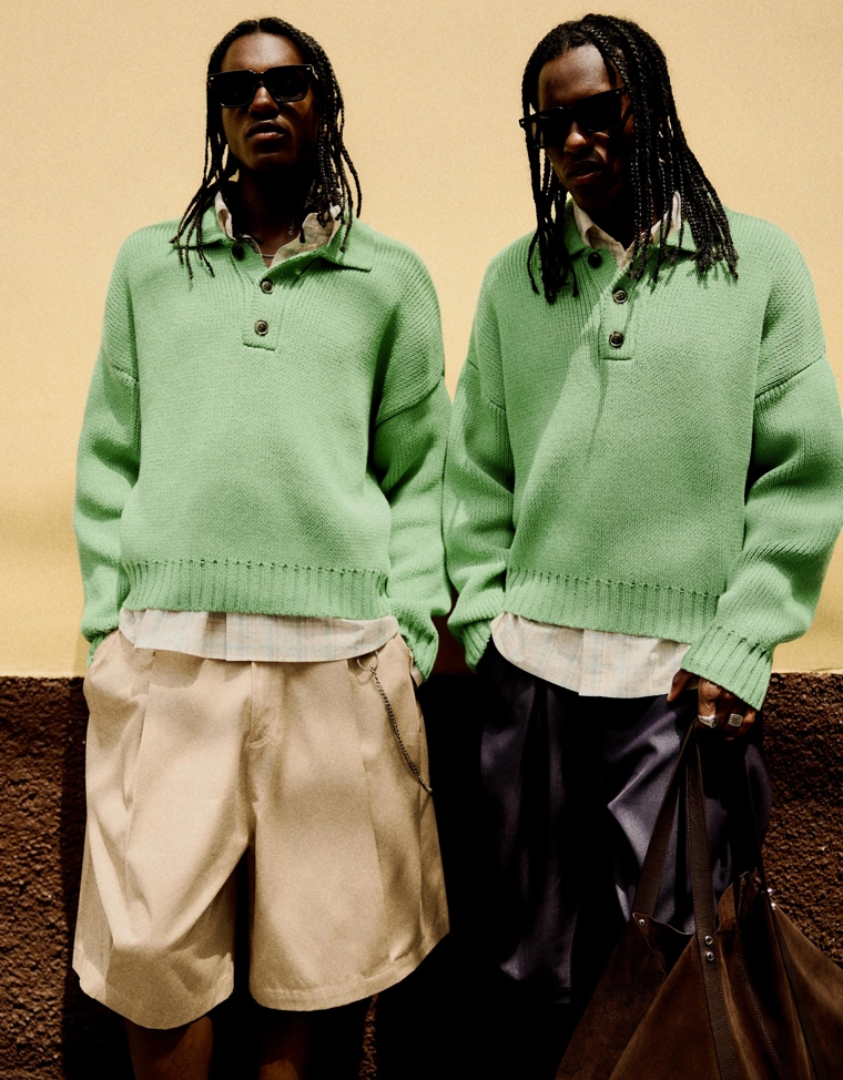 Свитер свободного кроя с воротником поло