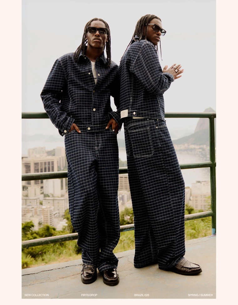 Джинсы в клетку