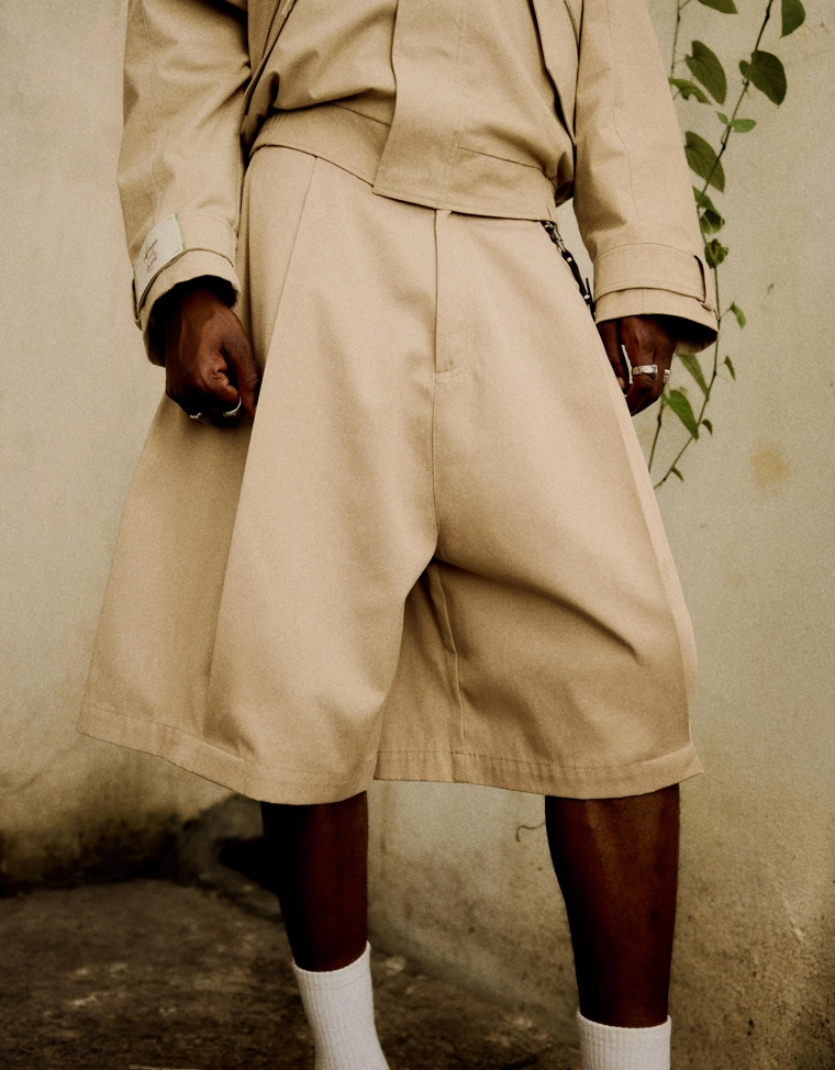 Шорты barrel с защипами