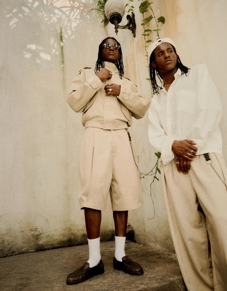 Шорты barrel с защипами