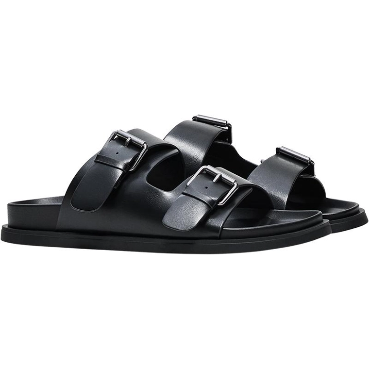 Сандалии с пряжками