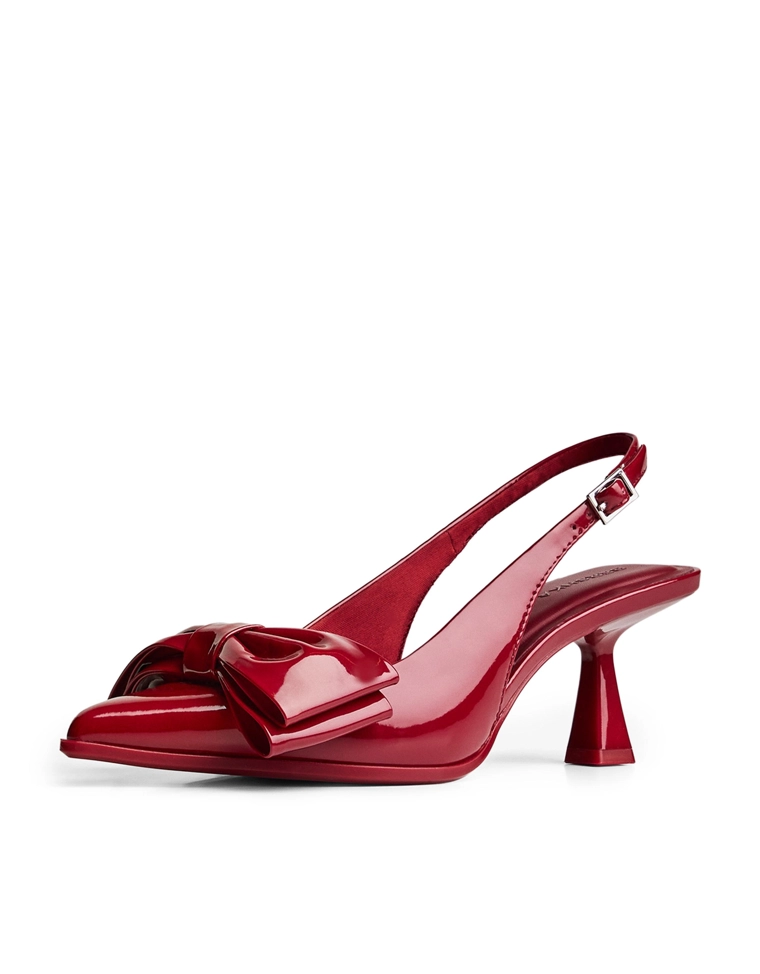 Туфли на среднем тонком каблуке с бантом